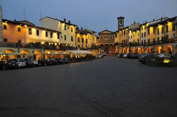 Apartment Piazza Matteotti Greve in Chianti Italy